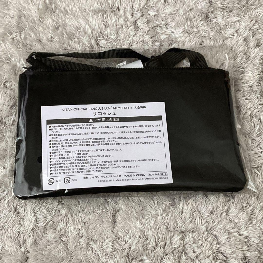 &team LOGO MERCH フーディー バインダー サコッシュ Amazon.co.jp: &team andteam fc ファンクラブ 入会特典